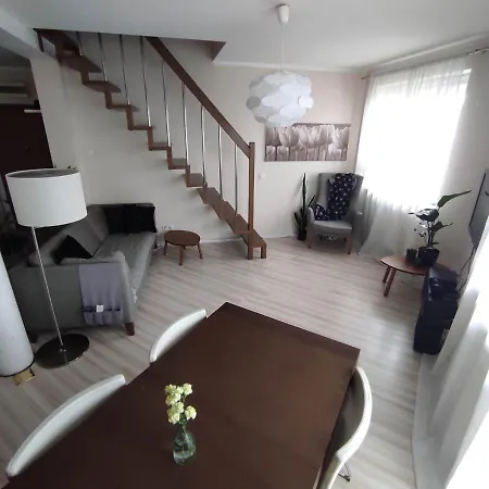 Apartament Z 3 Sypialniami - Parking Bezplatny Apartment