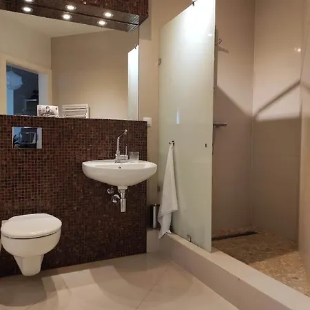 Apartament Z 3 Sypialniami - Parking Bezplatny Daire *